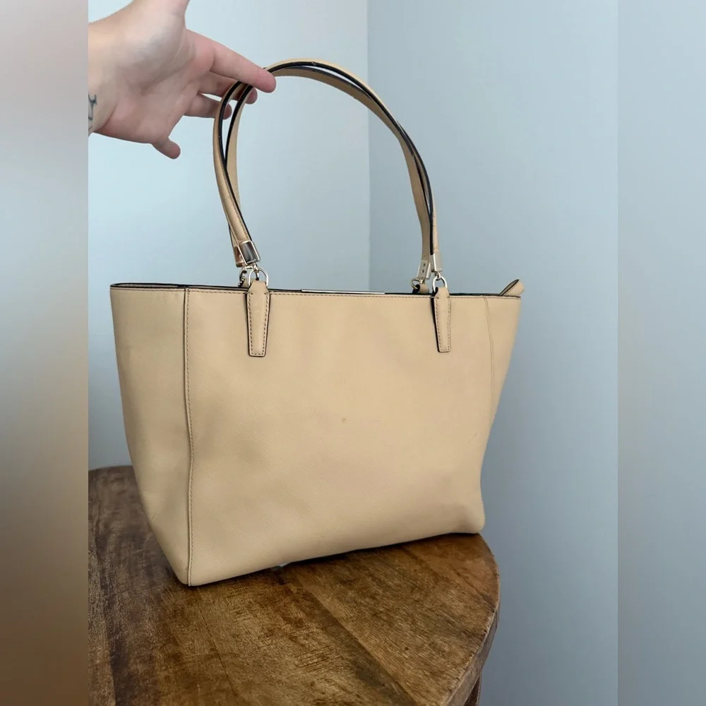 Coach | Madison Saffiano Leather Tote Bag